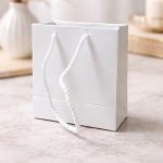 İpli Beyaz mini Karton çanta 11x11x5